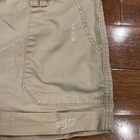 Mossimo Supply Co. Women's Mid Rise Khaki Tan Shorts Size 12 - Picture 3 of 6